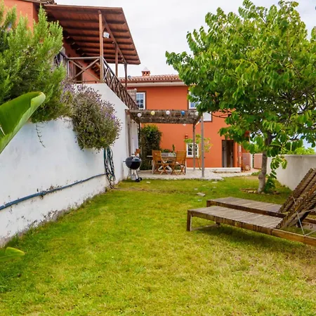 Casa Familiar Con Terraza Privada *